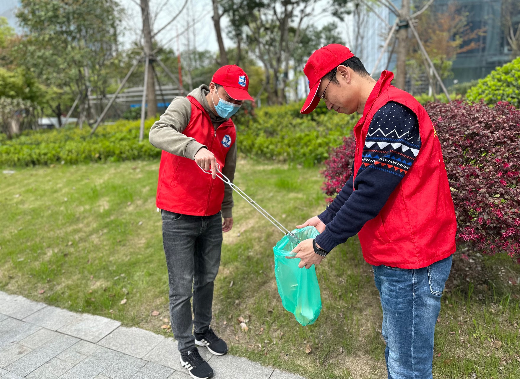 浙江分公司組織志愿者活動2_2.jpg