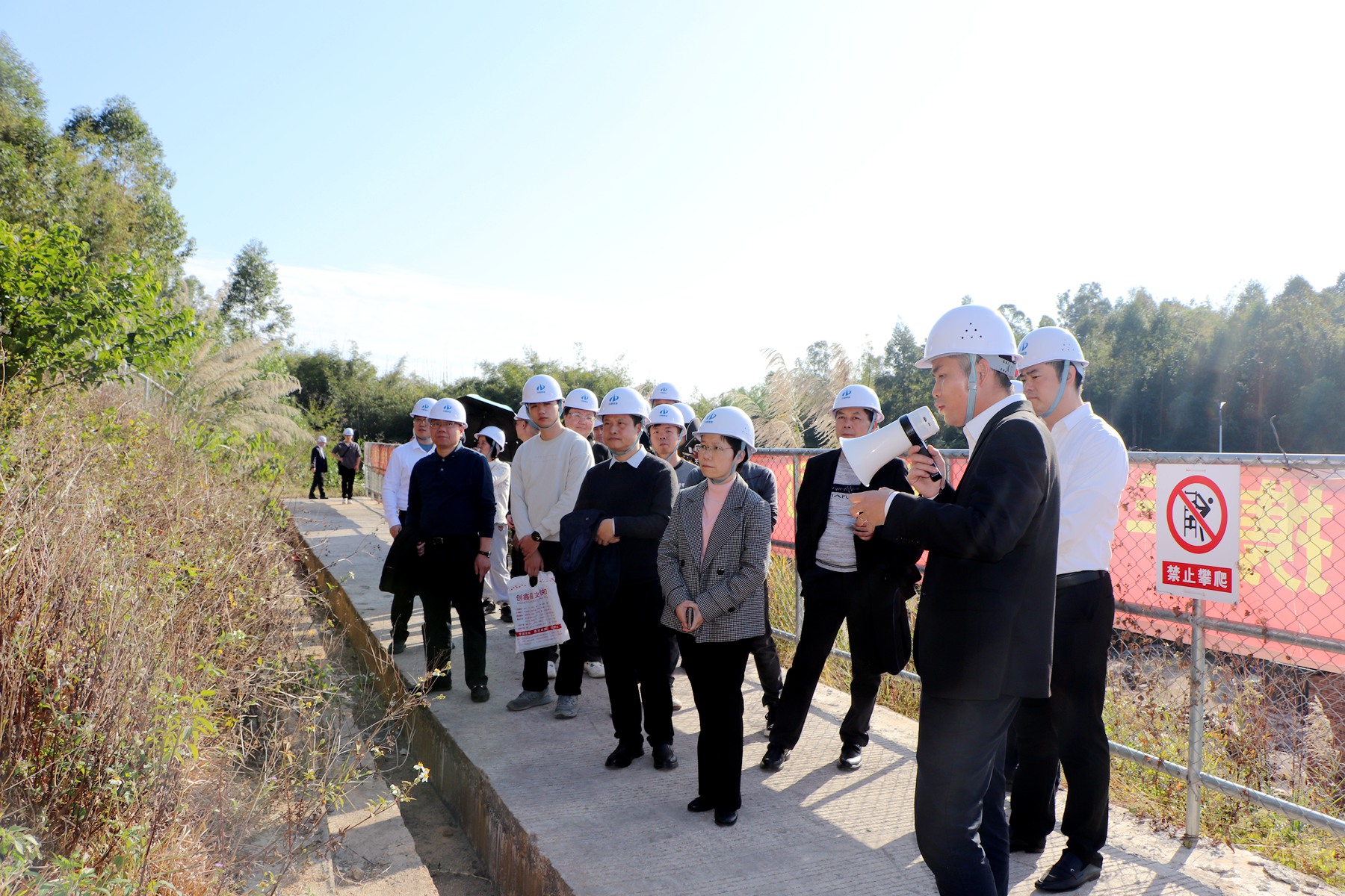 二０一隊攜手清遠市自然資源局召開地質災害治理工程施工技術及安全管理交流會3.jpg